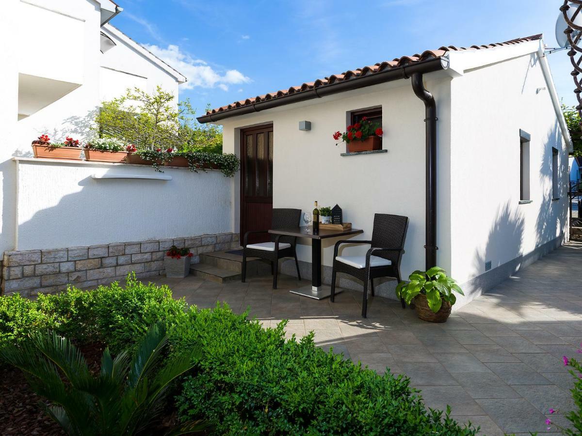 Cosy Studio Apartment Poreč Zewnętrze zdjęcie